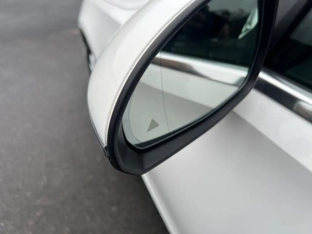 Mercedes-Benz C 200 AVANTGARDE C 200 d Estate