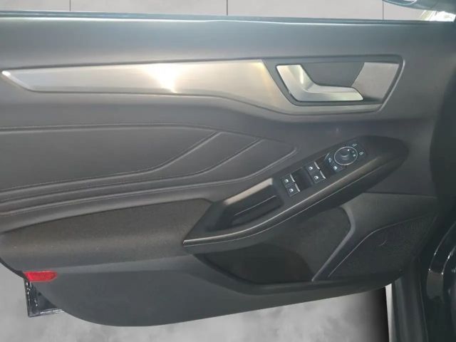 Ford Focus Titanium Wagon