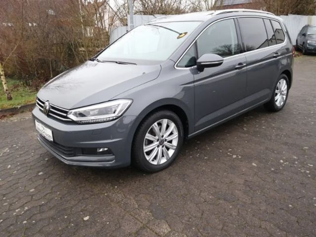 Volkswagen Touran 1.5 TSI DSG Highline