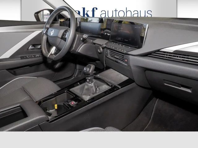 Opel Astra 1.2 Turbo Edition Turbo