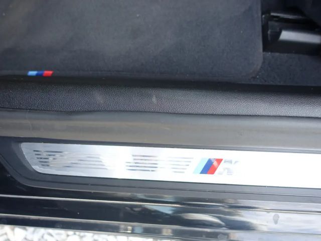 BMW 530 530e M-Sport Sedan xDrive