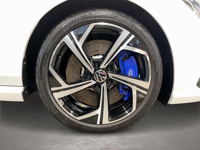 Volkswagen Golf 2.0 TSI DSG Golf VIII