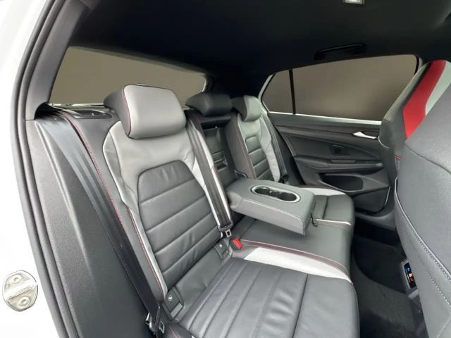 Volkswagen Golf DSG GTI