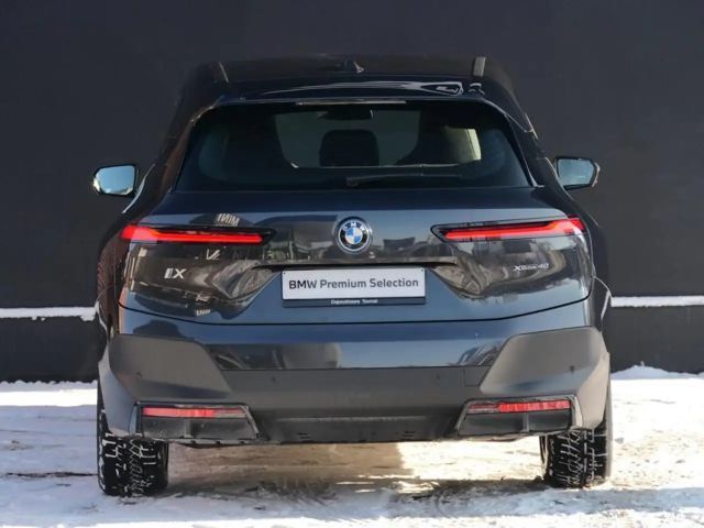 BMW iX xDrive40