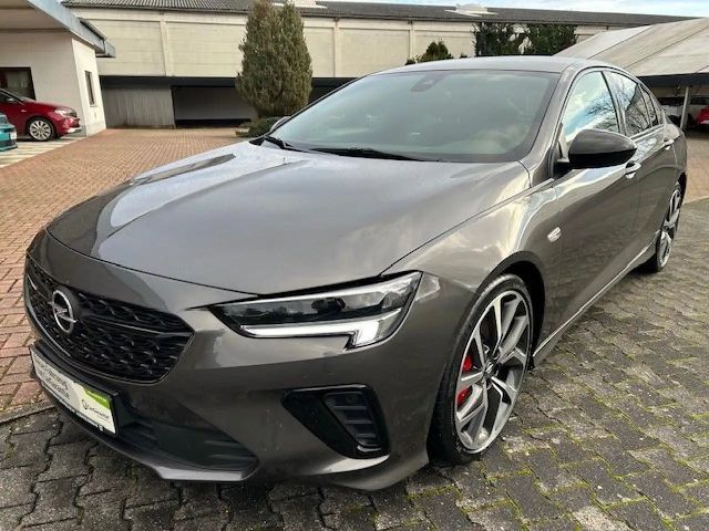 Opel Insignia GSi 4x4
