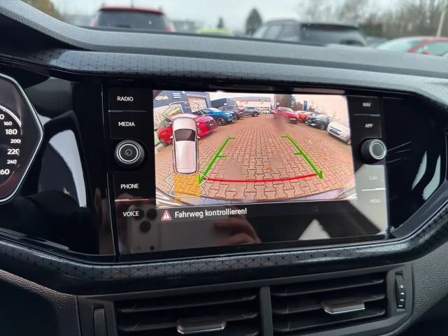 Volkswagen T-Cross Style