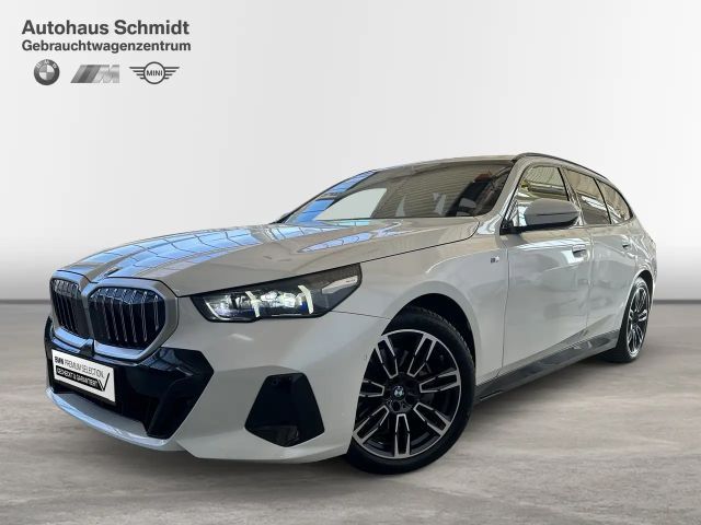 BMW 540 540d M-Sport Touring xDrive