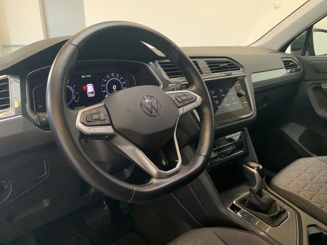 Volkswagen Tiguan 1.4 TSI Life eHybrid