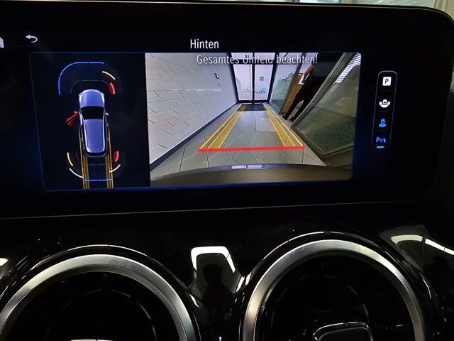 Mercedes-Benz B 180 Progressive Sedan