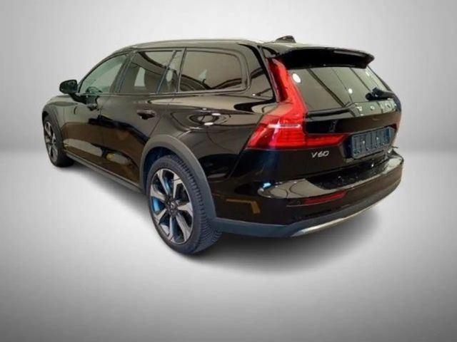 Volvo V60 Cross Country AWD Ultimate