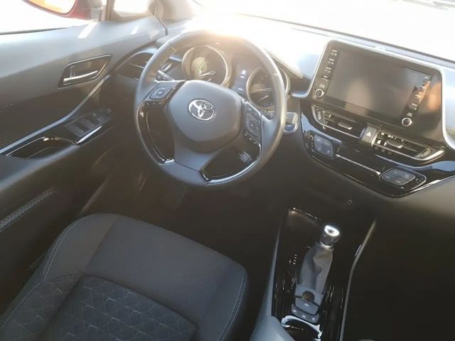 Toyota C-HR Hybride Team D