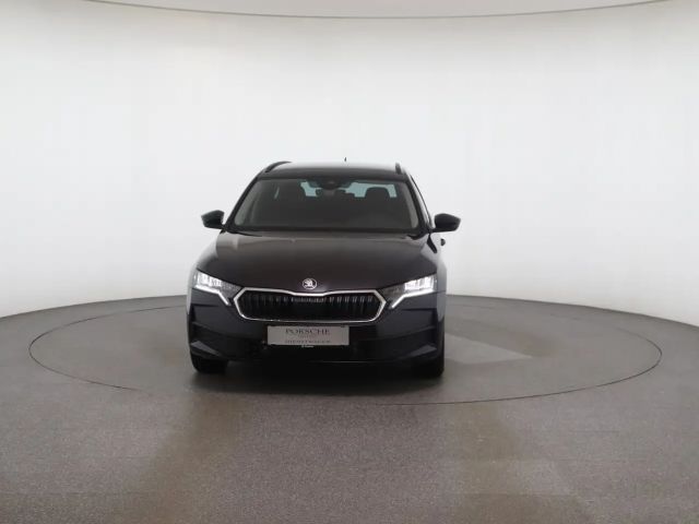 Skoda Octavia Essence TSI