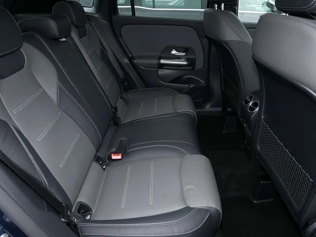 Mercedes-Benz GLA 250 AMG Line