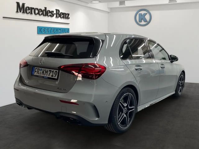 Mercedes-Benz A 250 4MATIC AMG Line