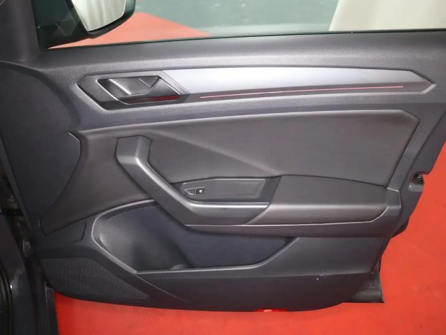 Volkswagen T-Roc 1.5 TSI DSG Sport