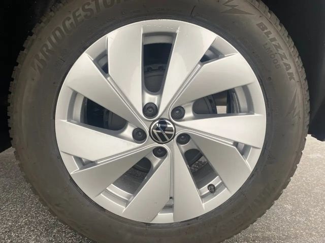 Volkswagen T-Cross 4Me TSI