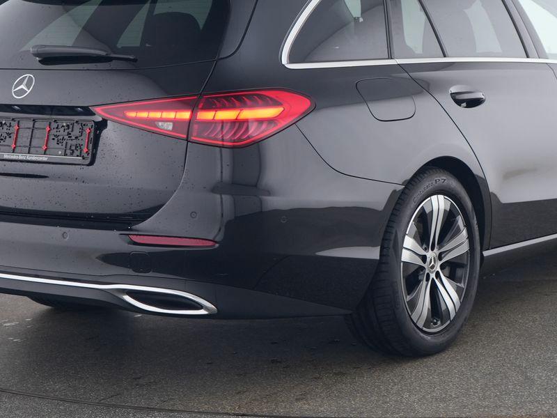 Mercedes-Benz C 220 AVANTGARDE C 220 d