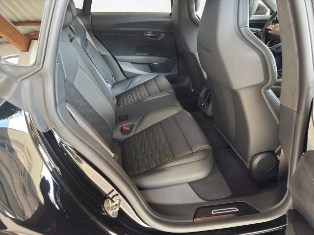 Audi RS e-tron GT Performance Quattro