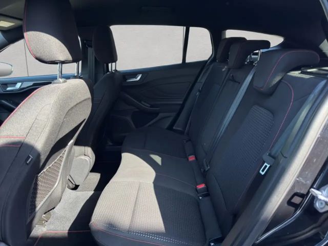 Ford Focus EcoBoost ST Line Wagon