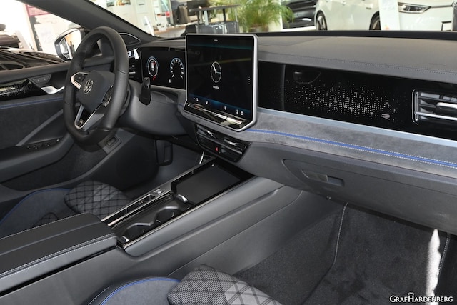 Volkswagen Passat DSG R-Line