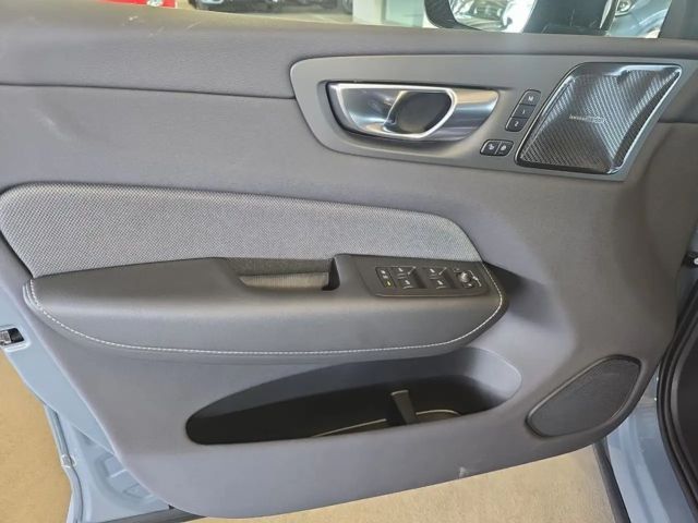 Volvo XC60 Dark Plus