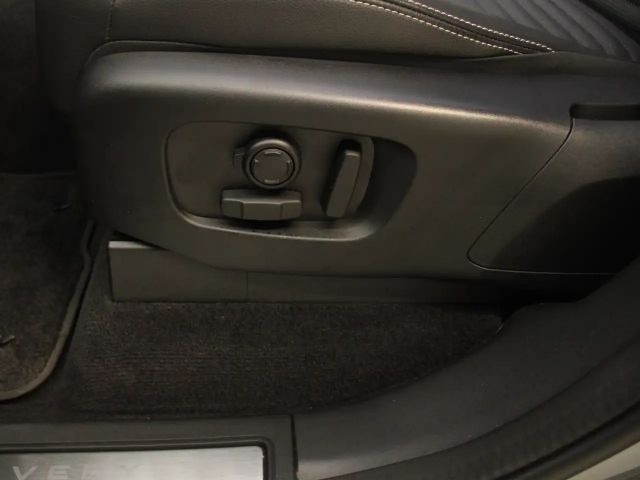 Land Rover Discovery AWD Dynamic SE