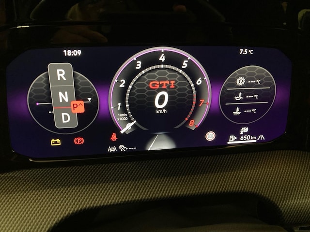 Volkswagen Golf 2.0 TSI Golf VIII