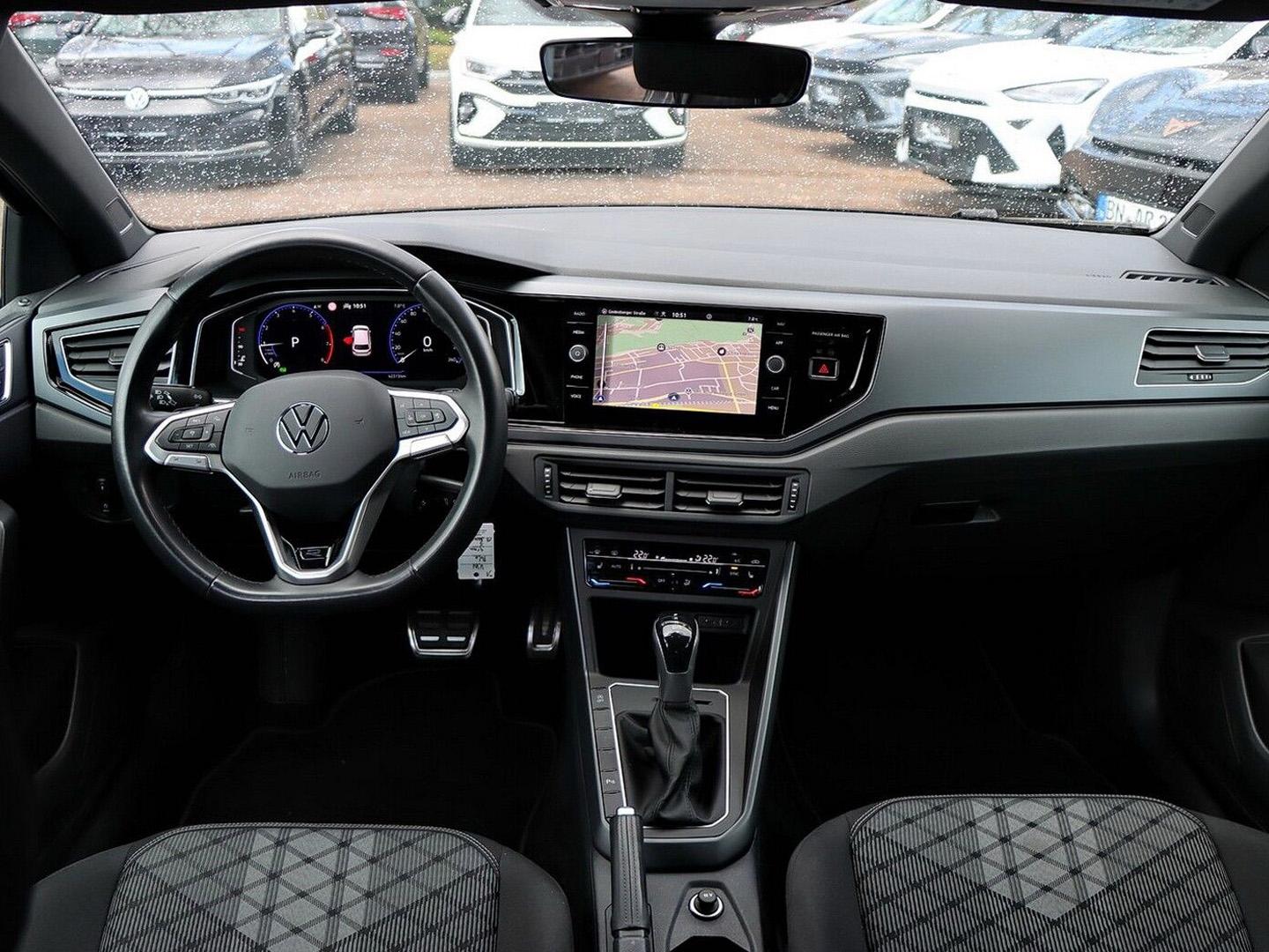 Volkswagen Polo 1.0 TSI DSG R-Line