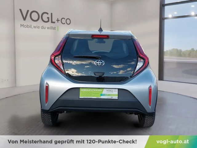 Toyota Aygo X Hatchback Play VVT-i