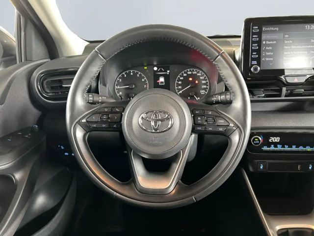 Toyota Yaris Hatchback Team D