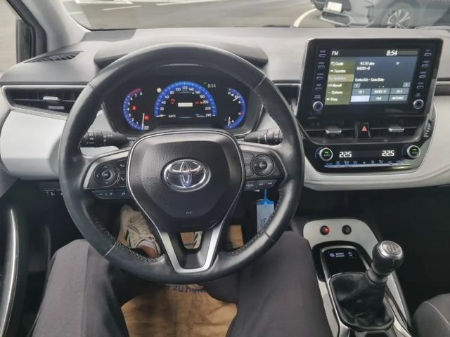 Toyota Corolla Active