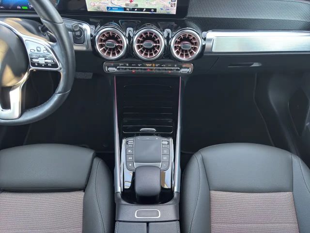 Mercedes-Benz EQB 300 4MATIC