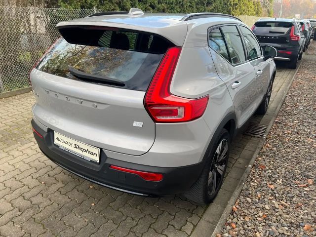 Volvo XC40 AWD Plus Recharge Twin Engine