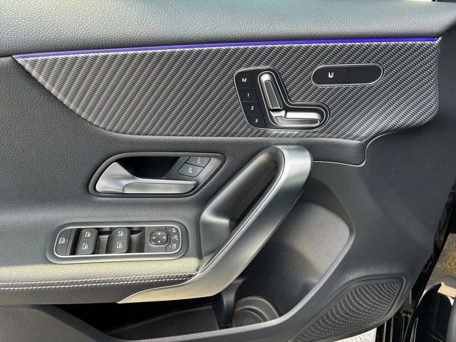 Mercedes-Benz A 180 Hatchback Progressive