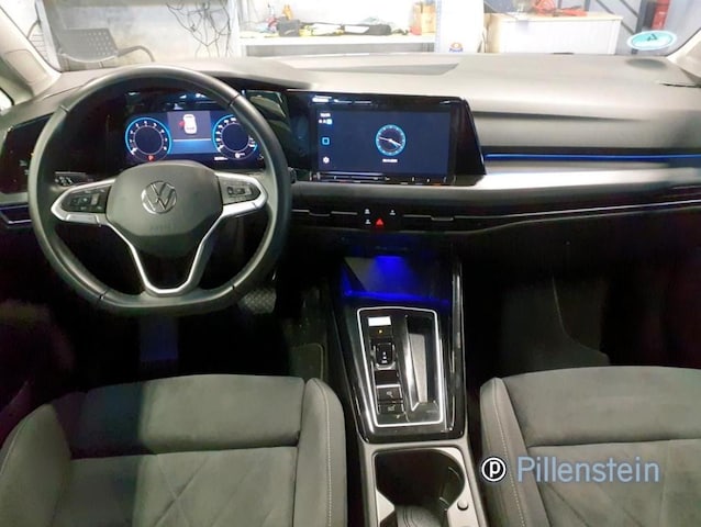 Volkswagen Golf DSG Style