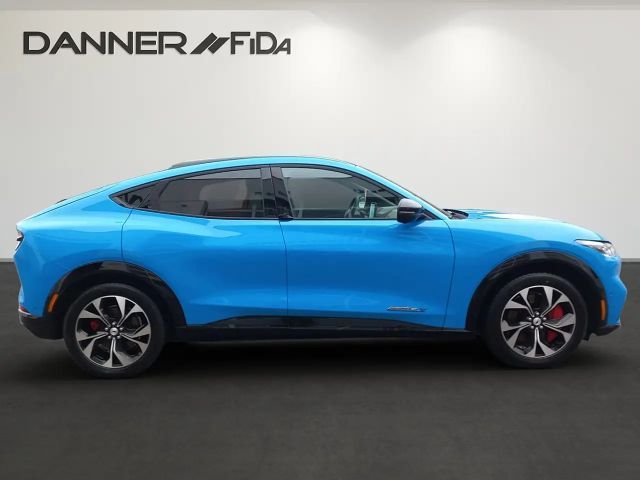 Ford Mustang Mach-E Extended range