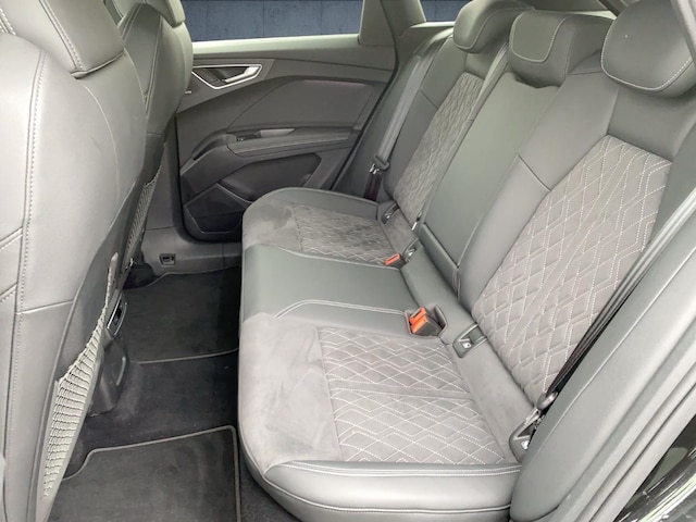 Audi Q4 e-tron 50 Quattro