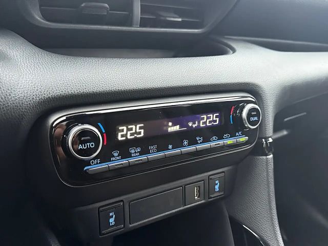 Toyota Yaris Hybride Style