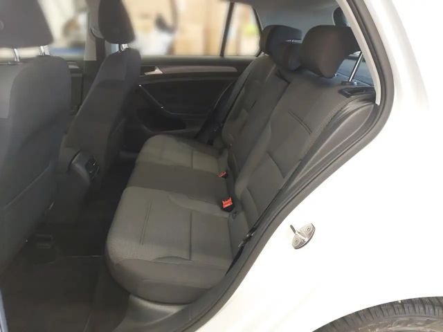 Volkswagen Golf e-Golf