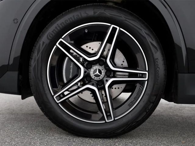 Mercedes-Benz GLA 200 4MATIC AMG Line GLA 200 d