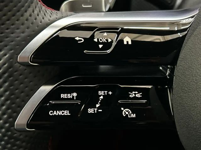 Mercedes-Benz CLA 200 AMG Line Coupé Premium