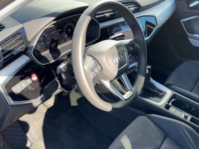 Audi Q3 35 TFSI S-Tronic