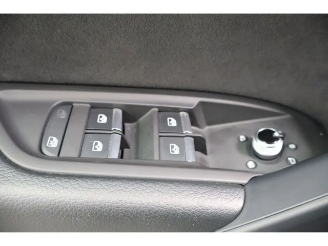 Audi Q5 40 TDI Quattro S-Line Sportback