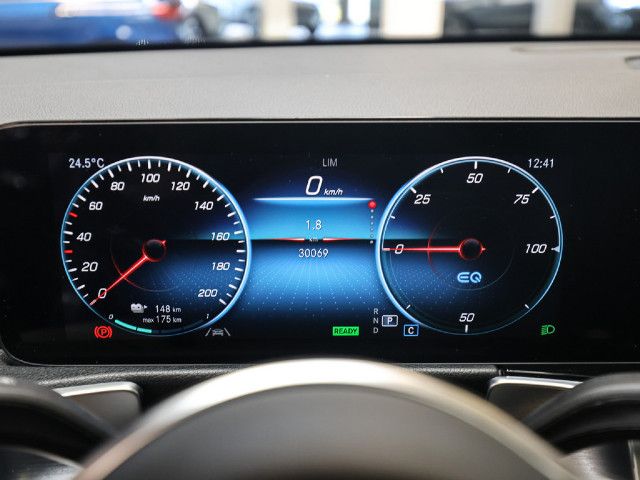 Mercedes-Benz EQB 300 4MATIC