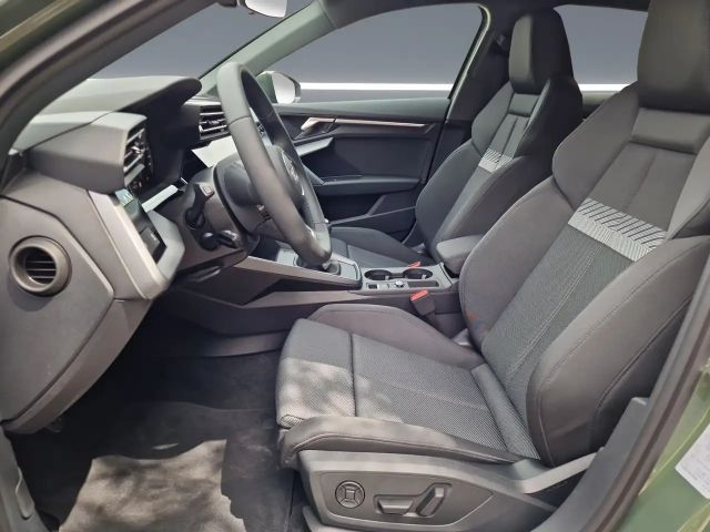 Audi A3 30 TDI S-Line Sedan Sportback