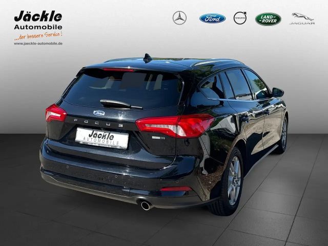 Ford Focus Cool & Connect