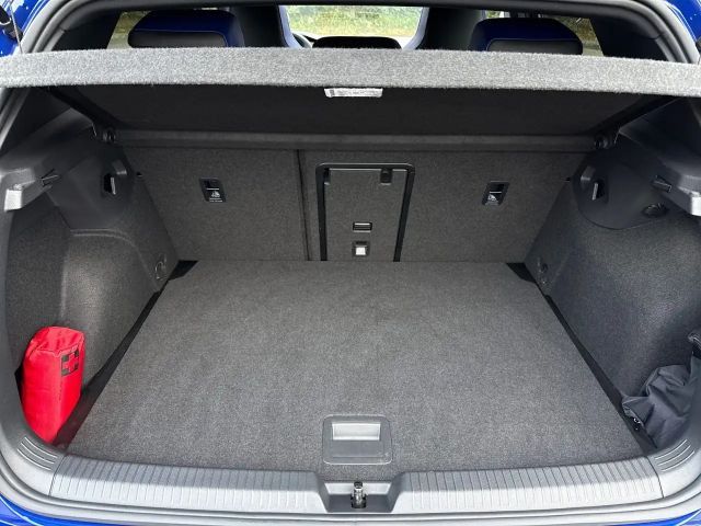 Volkswagen Golf 2.0 TSI DSG Golf VIII