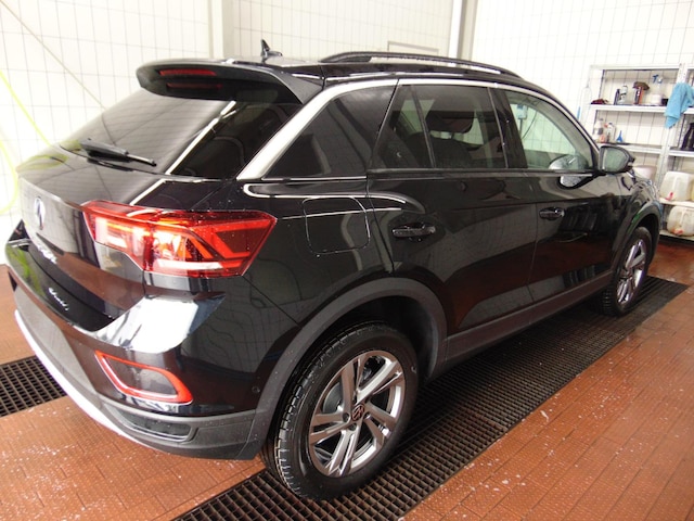 Volkswagen T-Roc 1.5 TSI DSG AHK/NAVI/RÜ-KAMERA