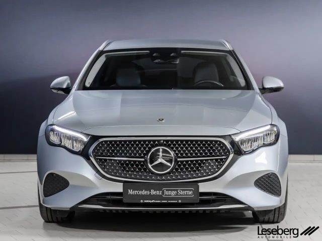 Mercedes-Benz E 200 AVANTGARDE Estate
