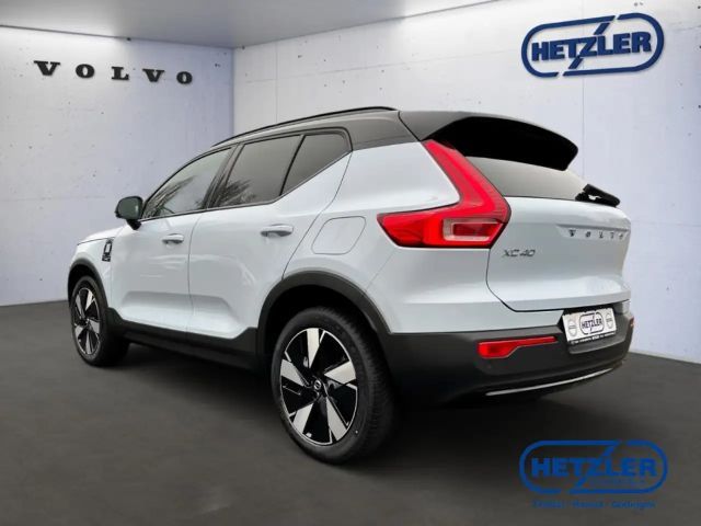 Volvo XC40 AWD Plus Recharge Twin Engine